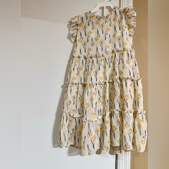 Charming Kids Dress with Floral Pattern - Picture 2 of 6